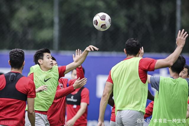 布云朝克特2-0击败范阿舍 晋级上海大师赛次轮